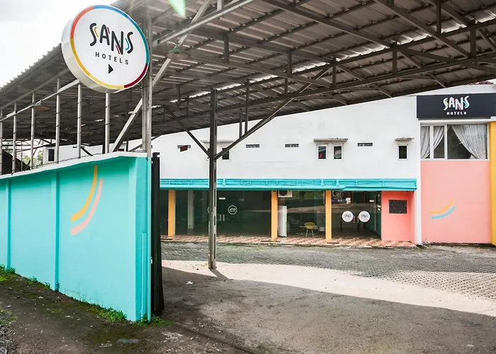 Sans Hotel Beauty Palembang